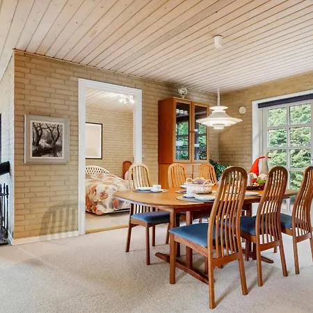 Lovely In With Sauna Nyaraló *