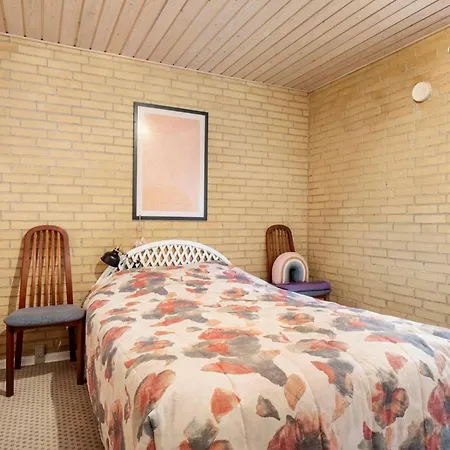 Nyaraló Lovely In With Sauna