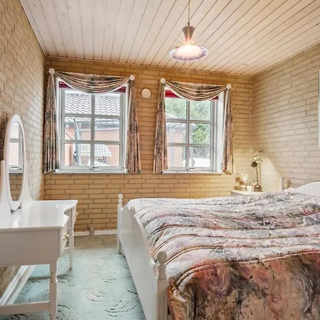 Lovely In With Sauna