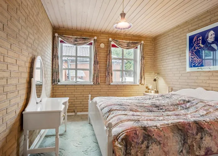 Lovely In With Sauna